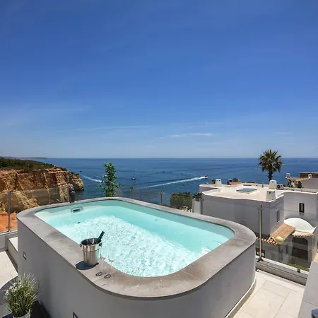 شقة Overlooking With Pool *