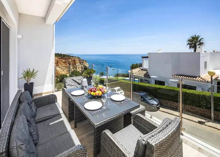 Overlooking With Pool * Benagil