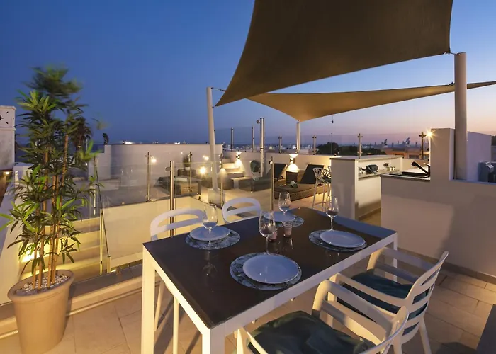 Overlooking With Pool Benagil