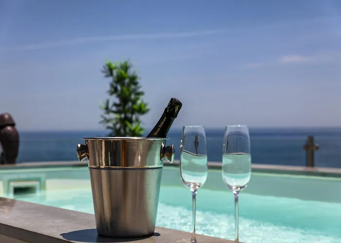 Apartman Overlooking With Pool Benagil